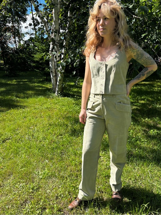 CHANEL Pants - Chanel Goat Leather Silk Sage Green Women's Pantsuit Vest Set